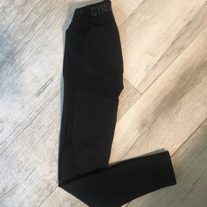 Gymshark black leggings (S)